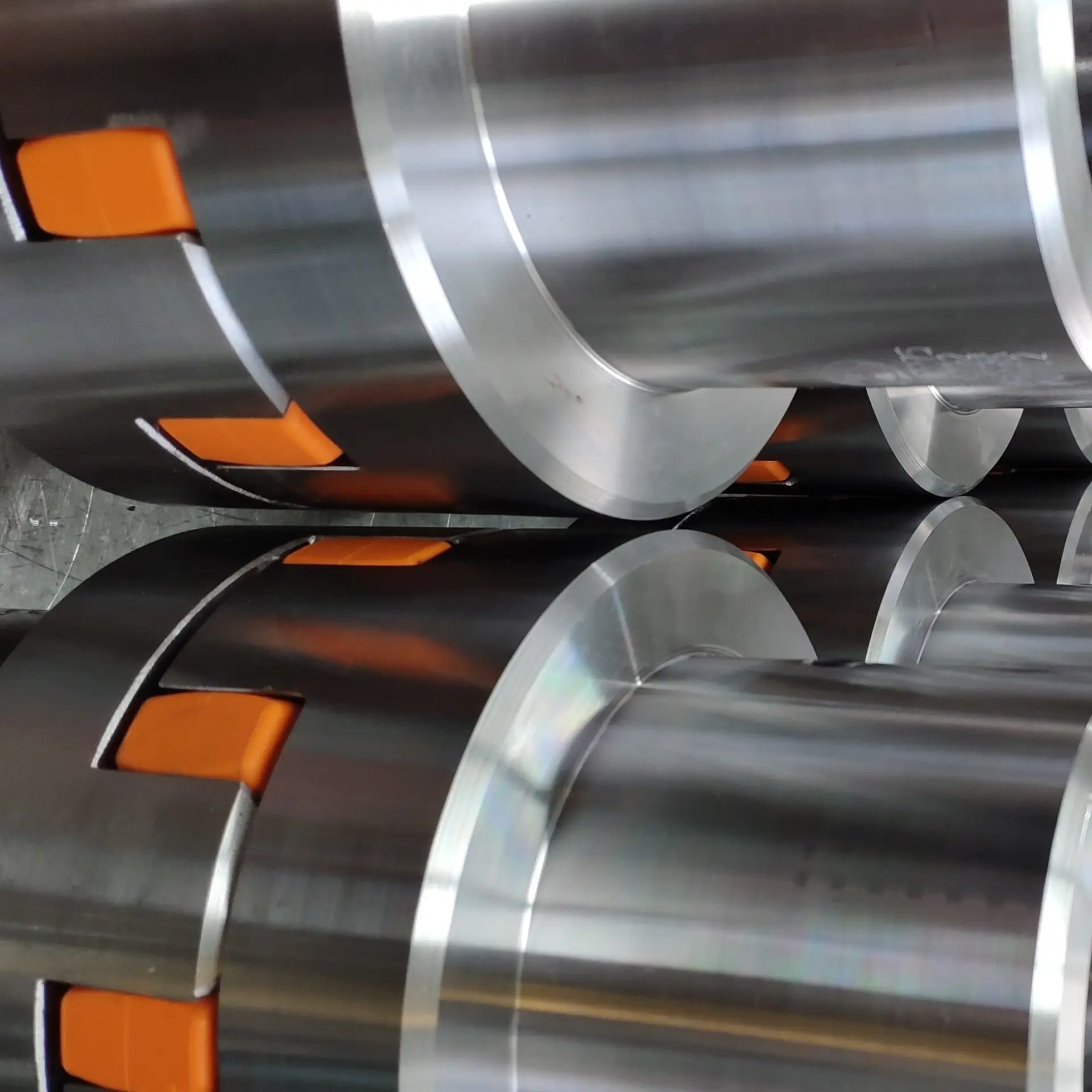 Highly flexible clutches type ZWR