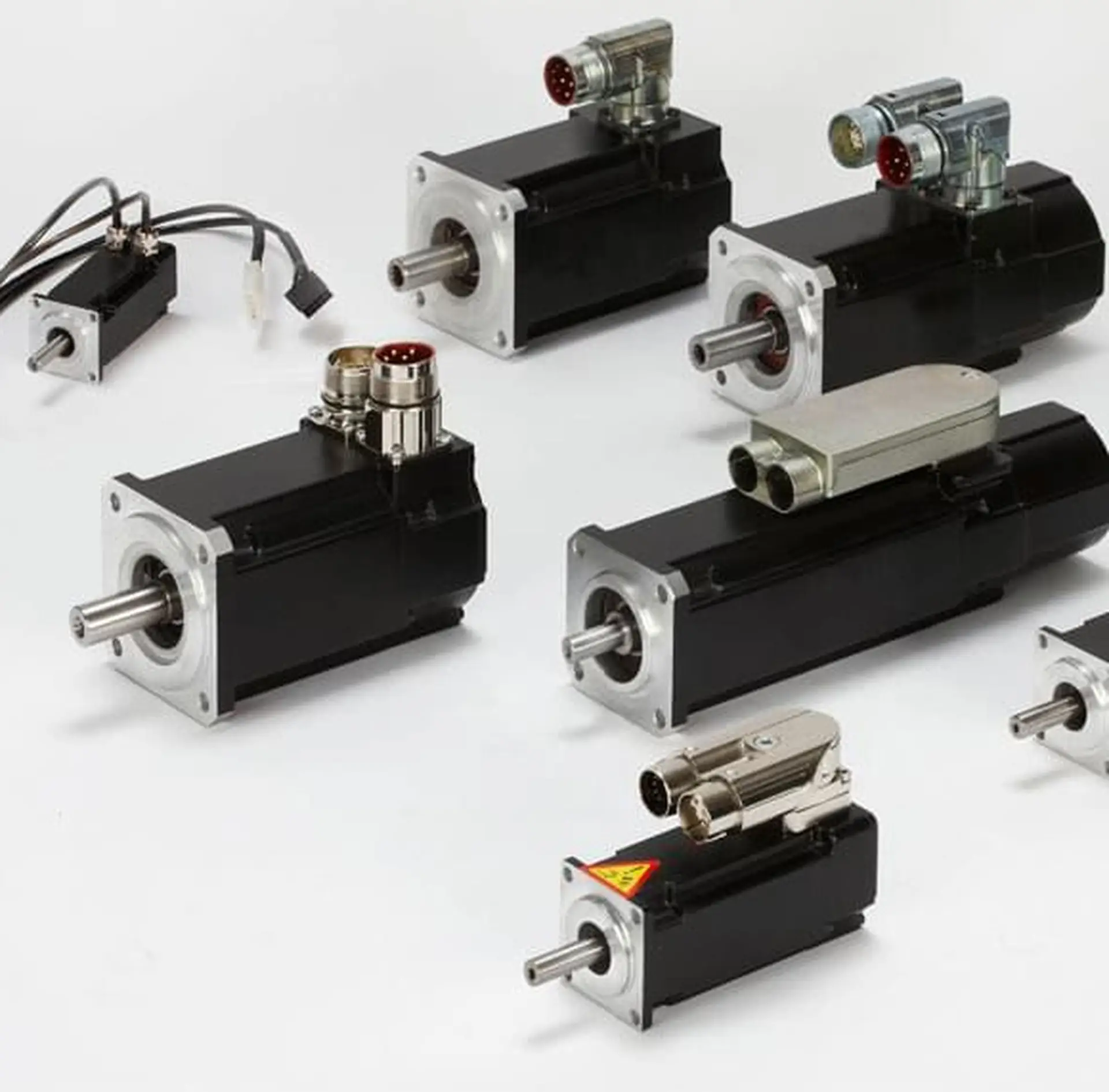 AKM™ Sinhroni servo motori